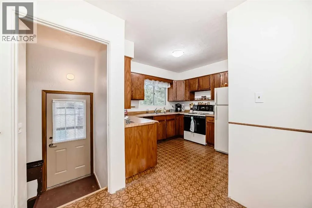 51 Ferncliff Crescent SE