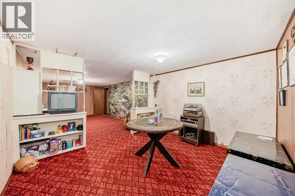 51 Ferncliff Crescent SE