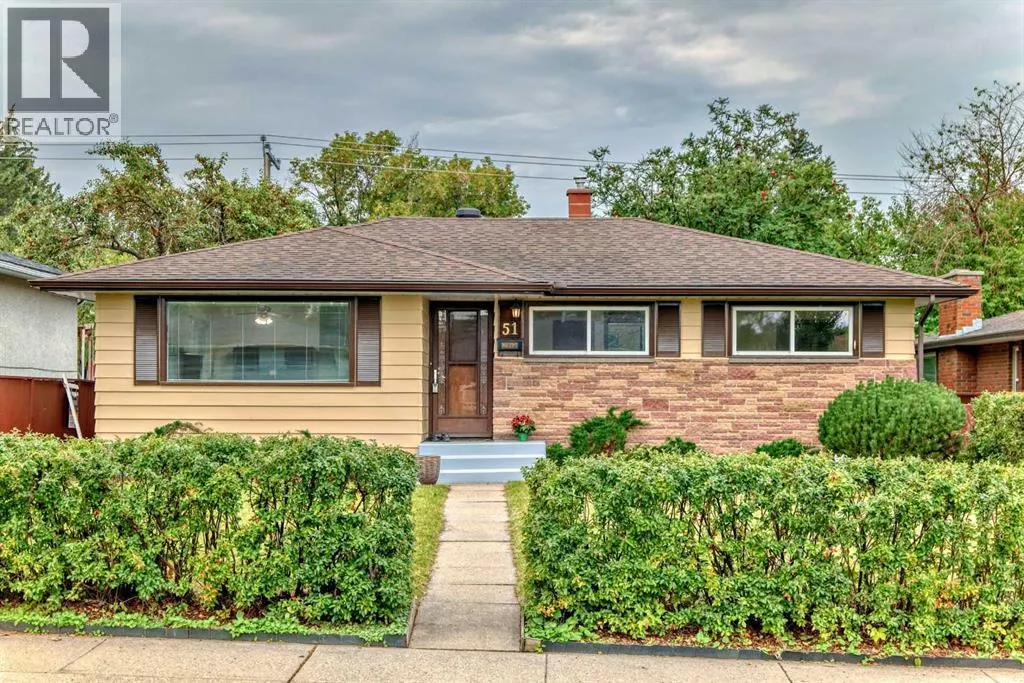 51 Ferncliff Crescent SE