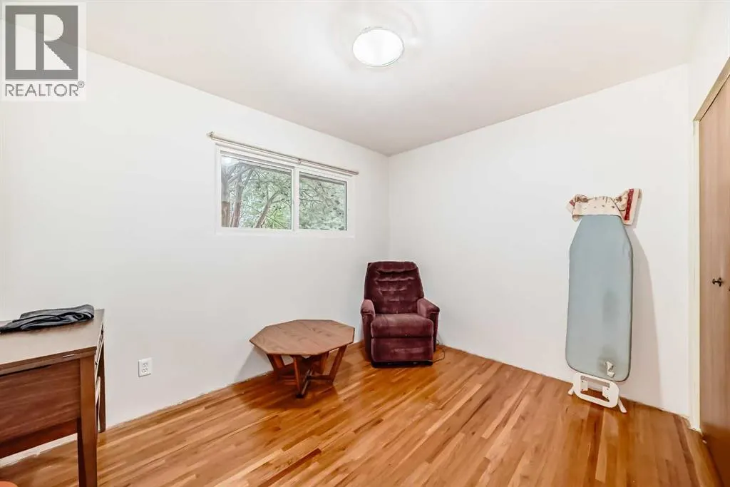 51 Ferncliff Crescent SE
