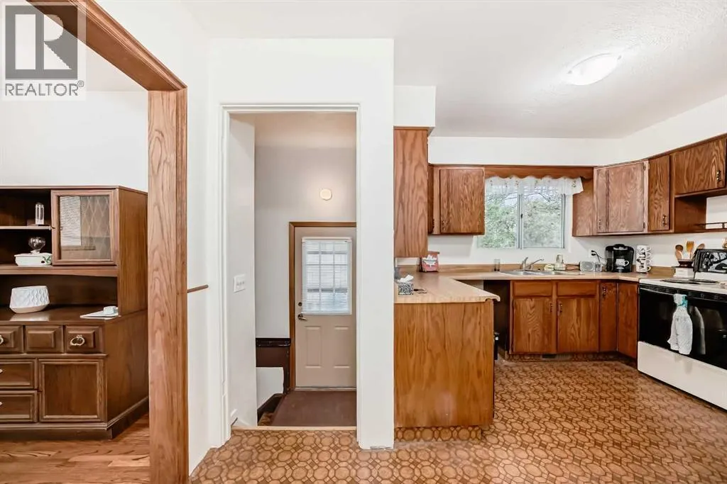 51 Ferncliff Crescent SE