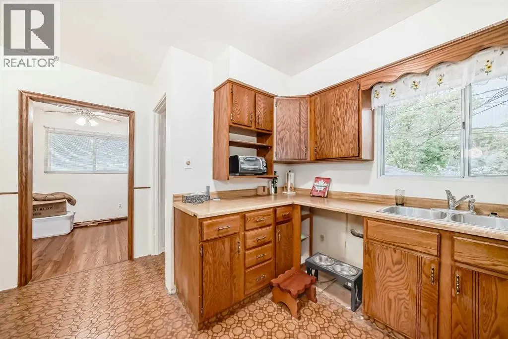 51 Ferncliff Crescent SE