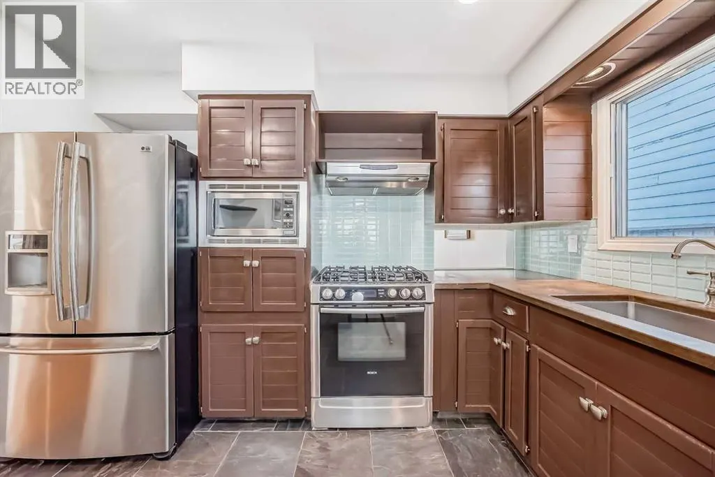 51 Holden Road SW