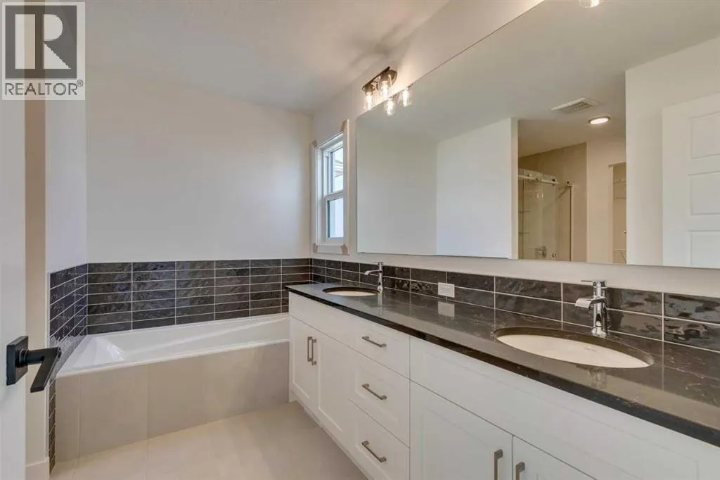 104 Amblefield Grove NW