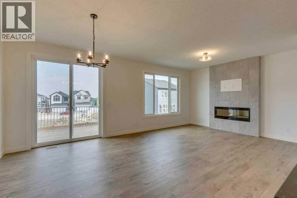 104 Amblefield Grove NW
