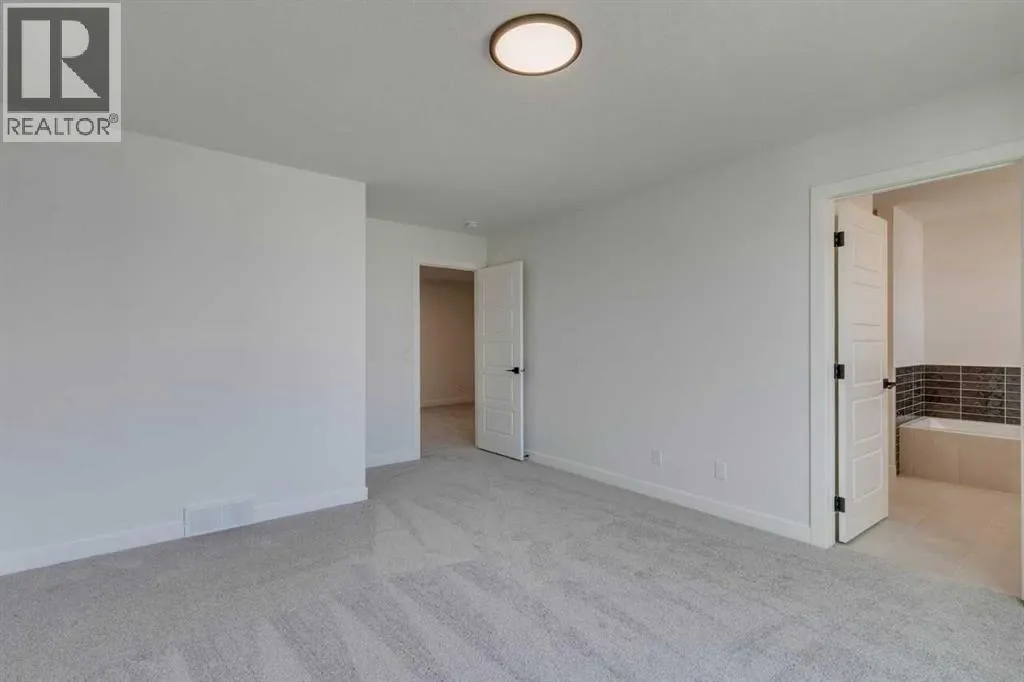 104 Amblefield Grove NW