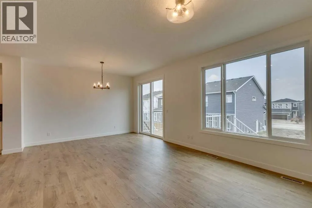 104 Amblefield Grove NW