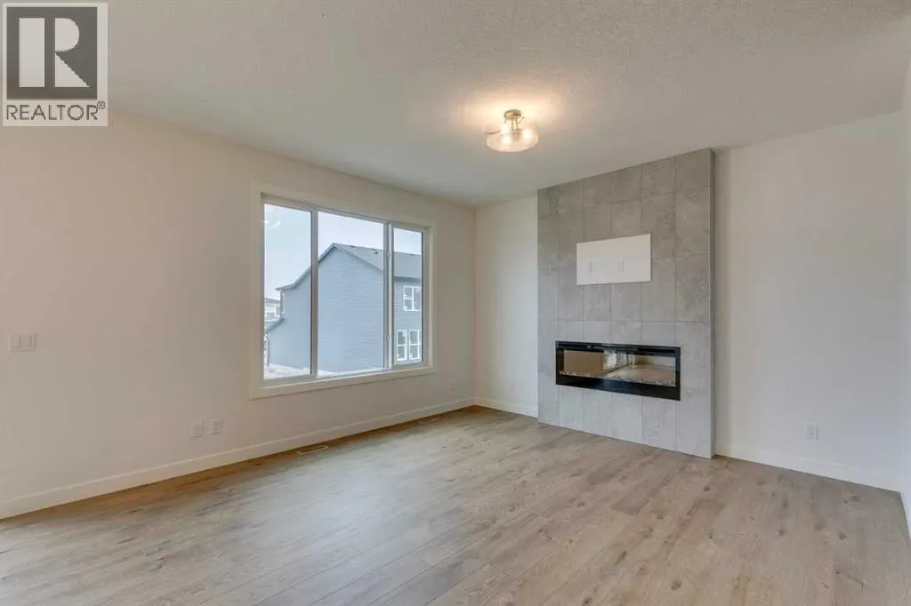 104 Amblefield Grove NW