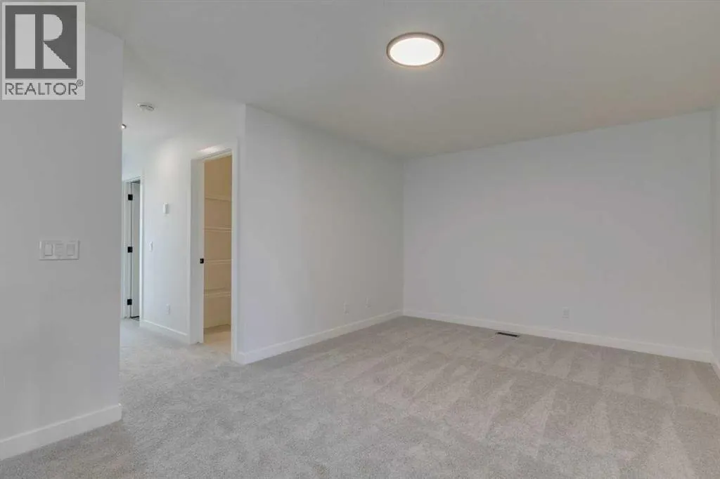 104 Amblefield Grove NW