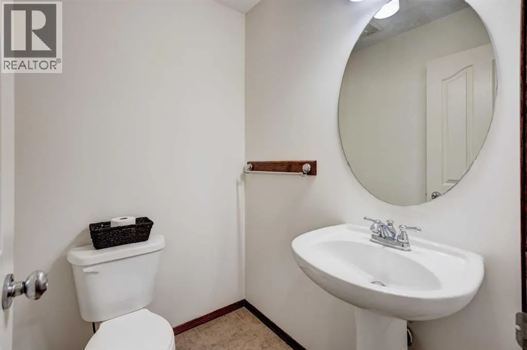 147 New Brighton Close SE