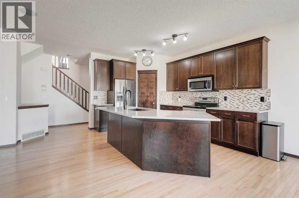 147 New Brighton Close SE