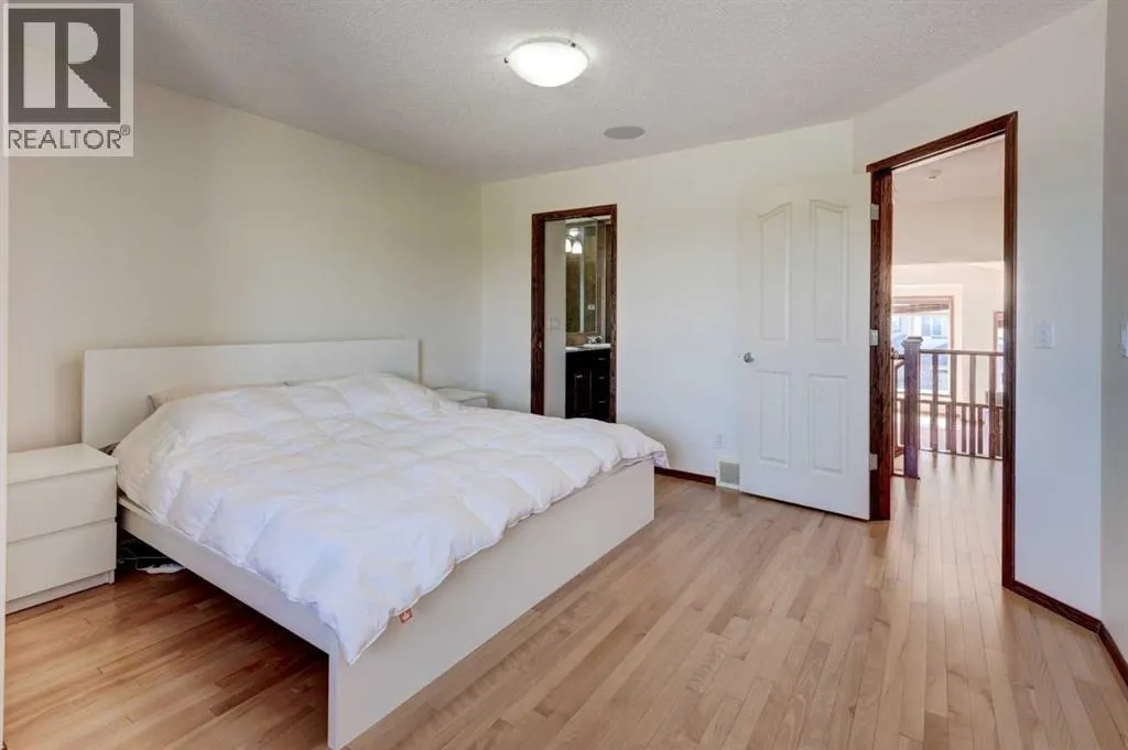 147 New Brighton Close SE