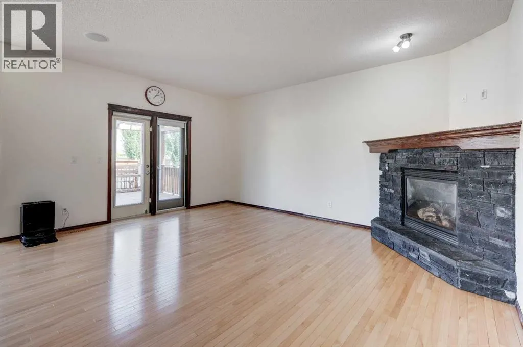 147 New Brighton Close SE