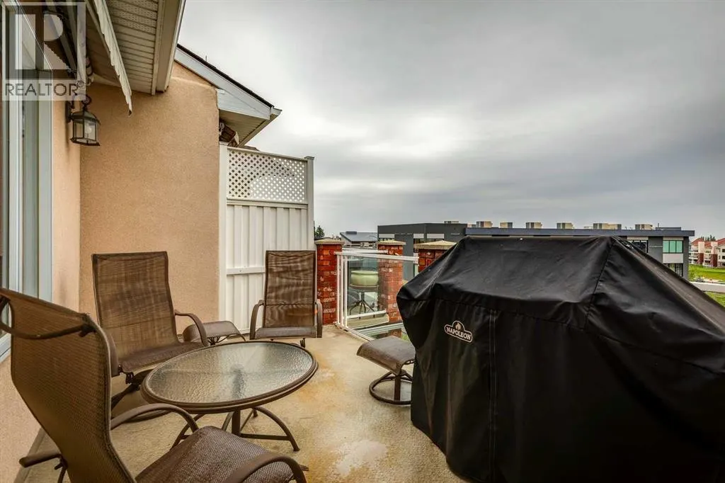 11, 99 Christie Point SW