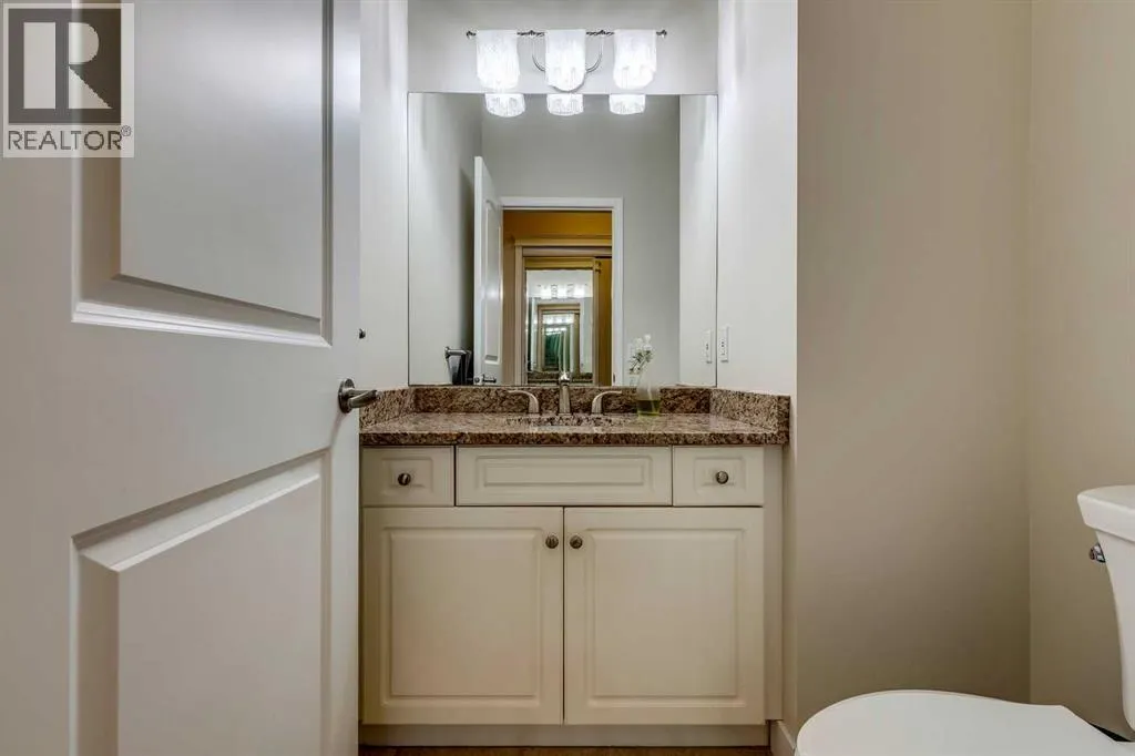 11, 99 Christie Point SW