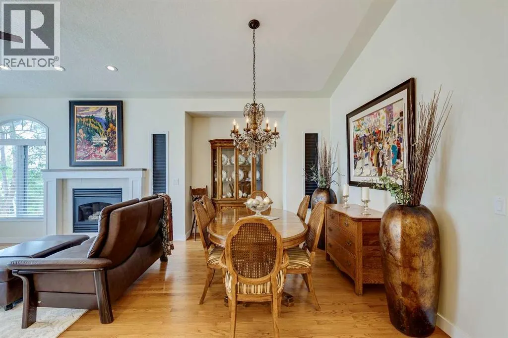 11, 99 Christie Point SW