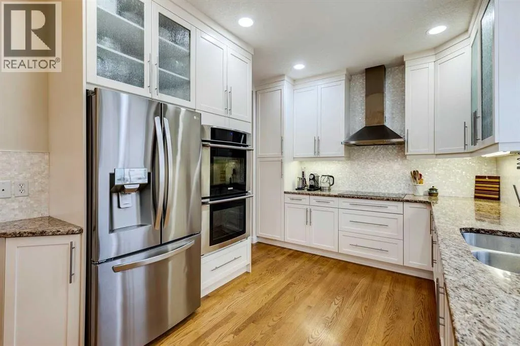 11, 99 Christie Point SW