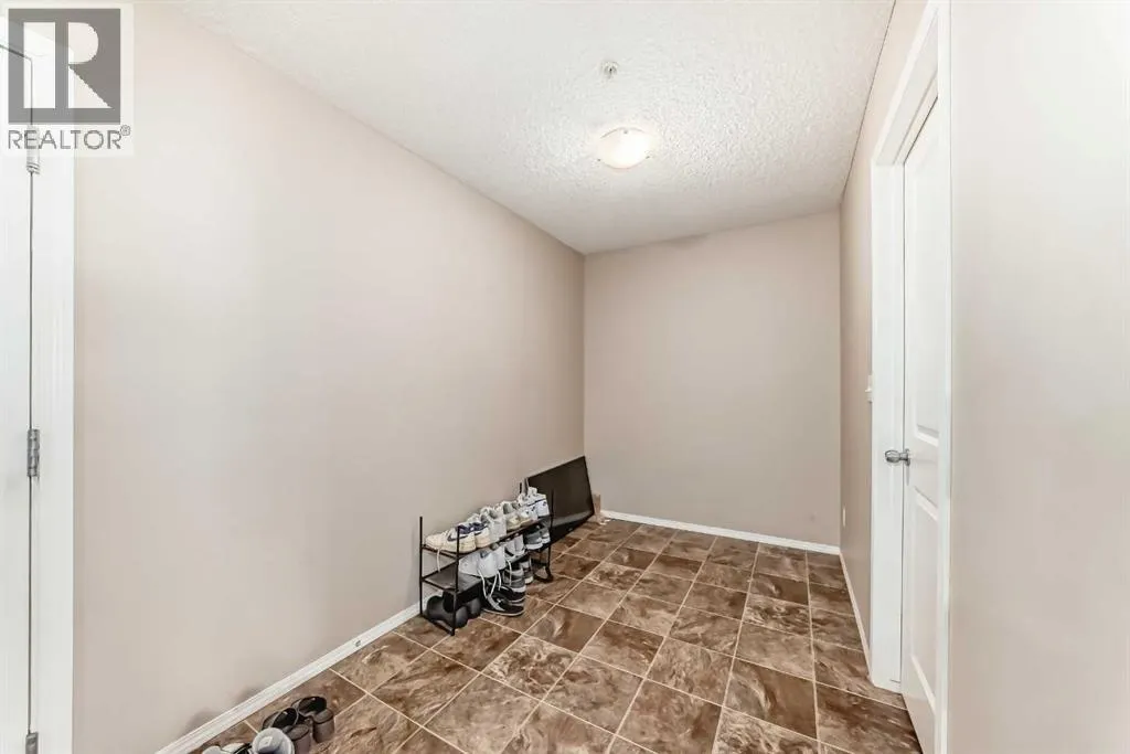 111, 195 Kincora Glen Road NW