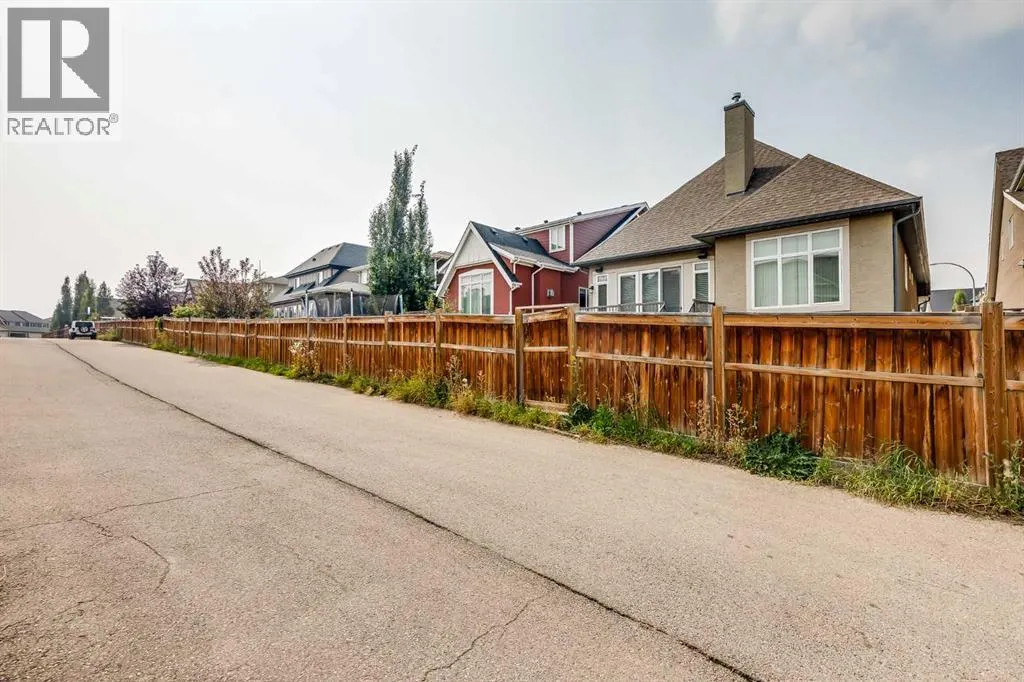 318 Mahogany Manor SE