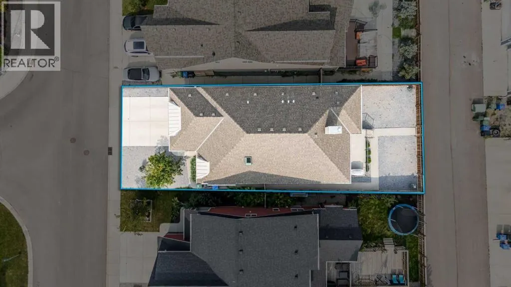 318 Mahogany Manor SE