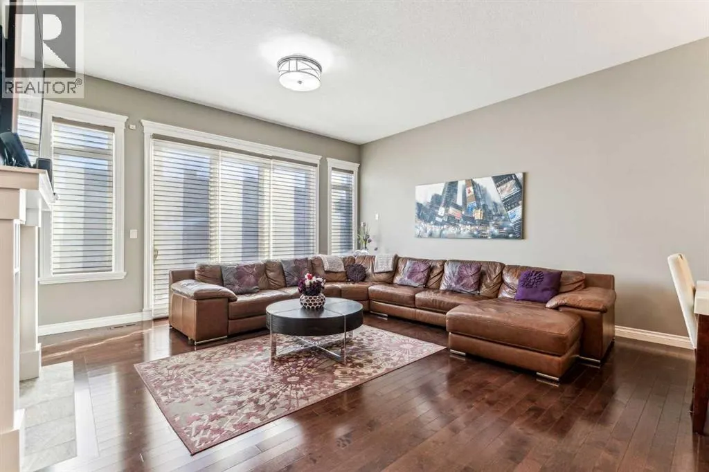 318 Mahogany Manor SE
