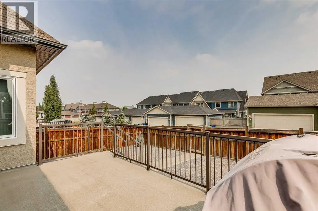 318 Mahogany Manor SE