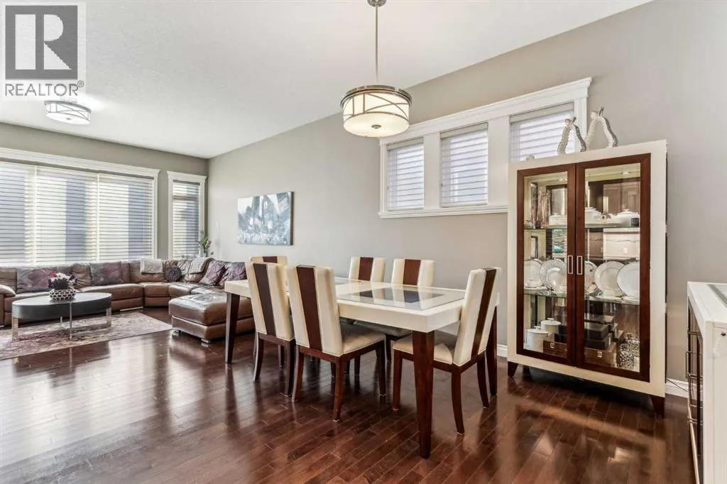 318 Mahogany Manor SE