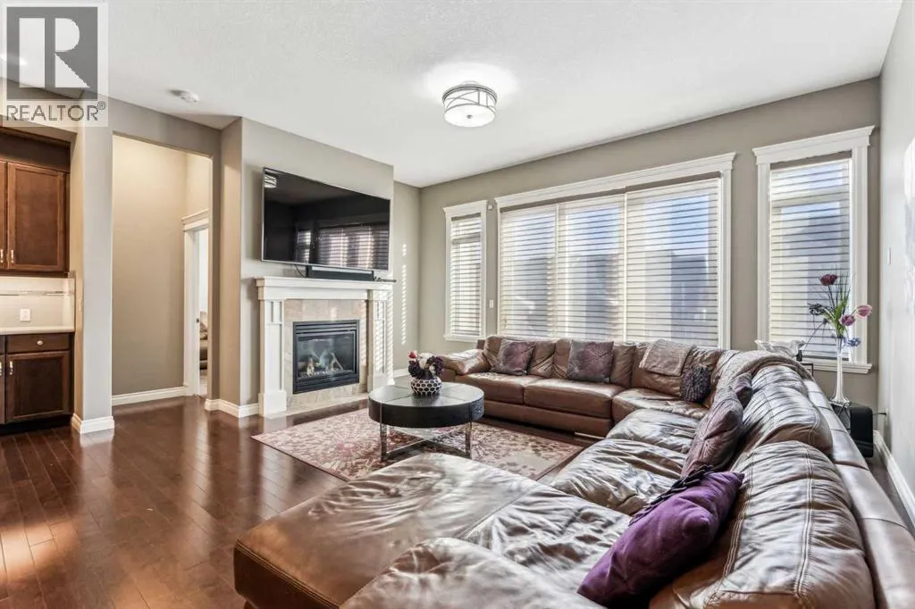 318 Mahogany Manor SE