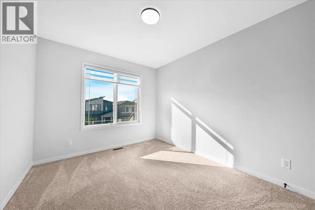 30 Herron Street NE