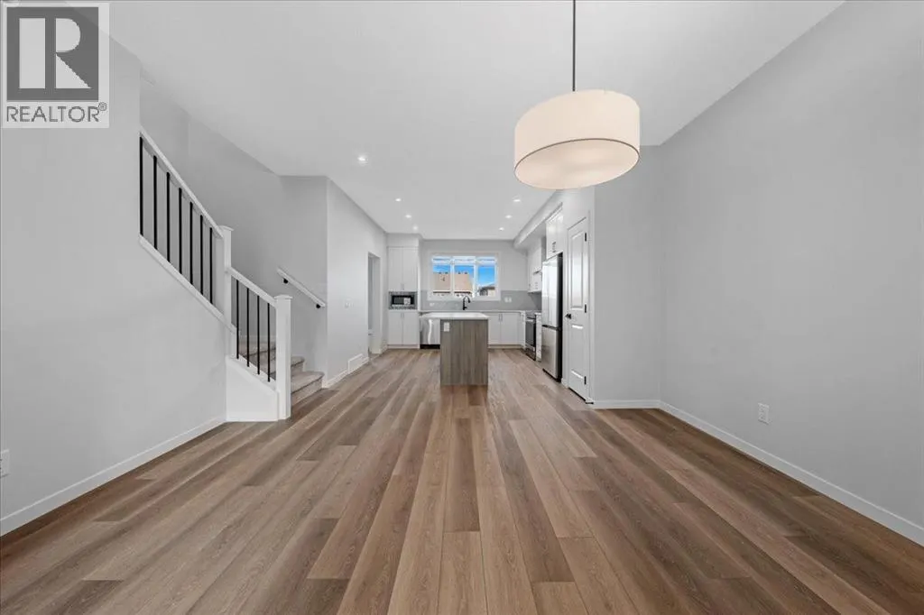 30 Herron Street NE