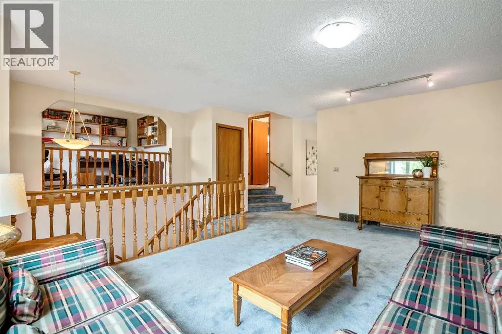 214 Fairway Drive NW