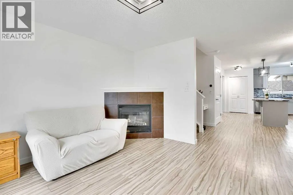 323 Sandford Place NW