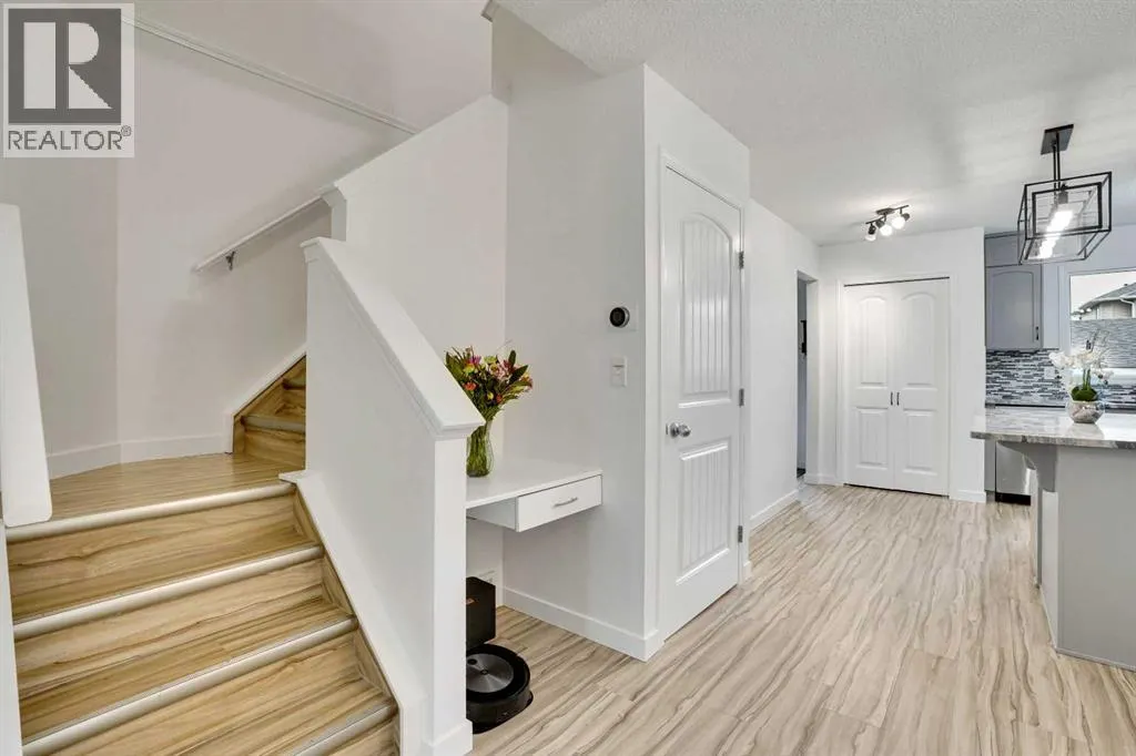 323 Sandford Place NW