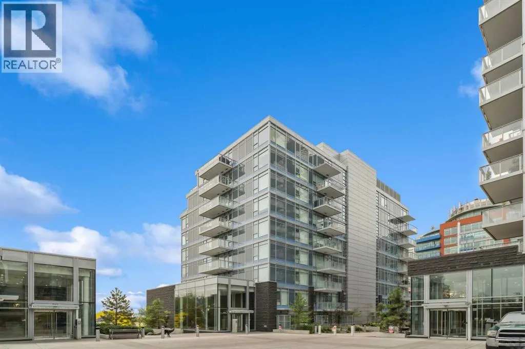 607, 118 Waterfront Court SW