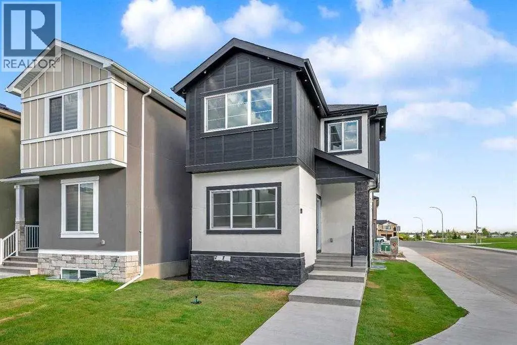 110 Saddlepeace Crescent NE