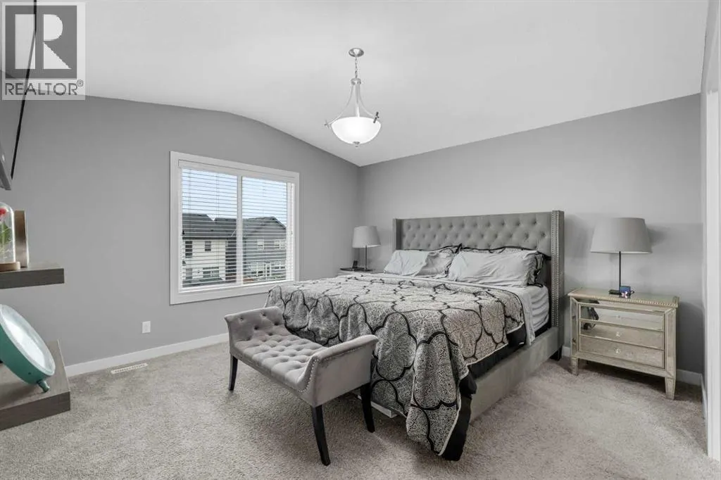314 Evanston Way NW