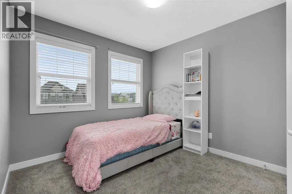 314 Evanston Way NW