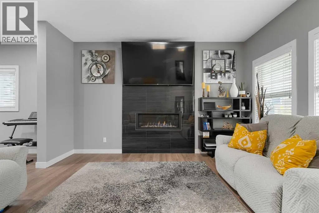 314 Evanston Way NW