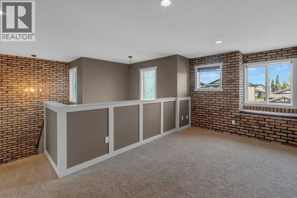 17 Luxstone Rise SW