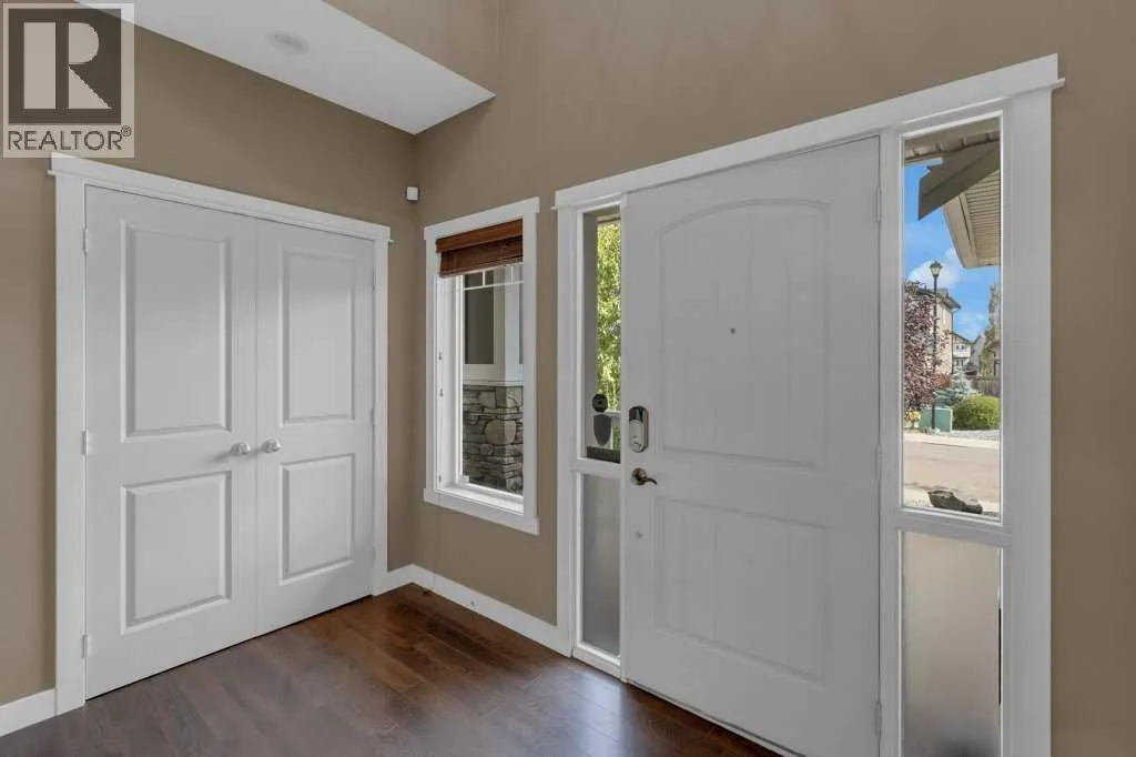 17 Luxstone Rise SW