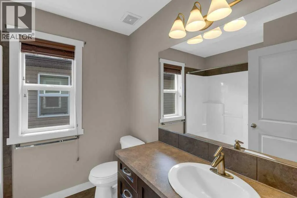 17 Luxstone Rise SW