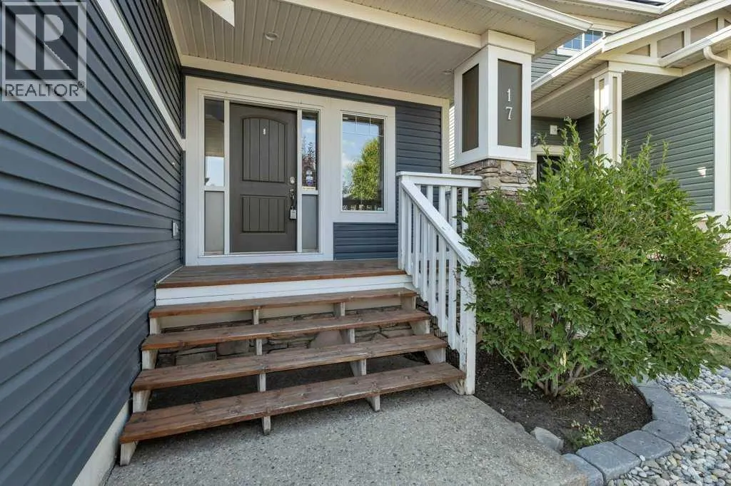 17 Luxstone Rise SW