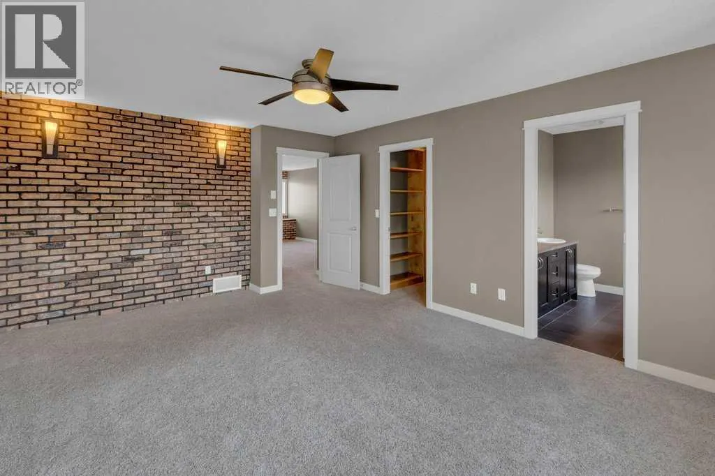 17 Luxstone Rise SW