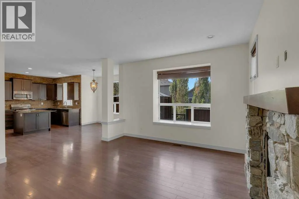 17 Luxstone Rise SW