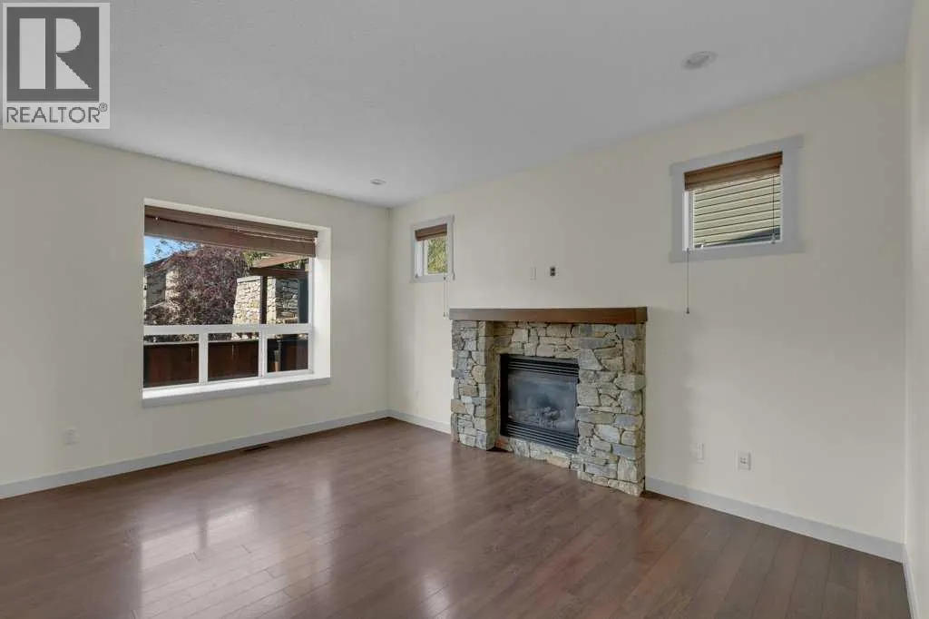 17 Luxstone Rise SW
