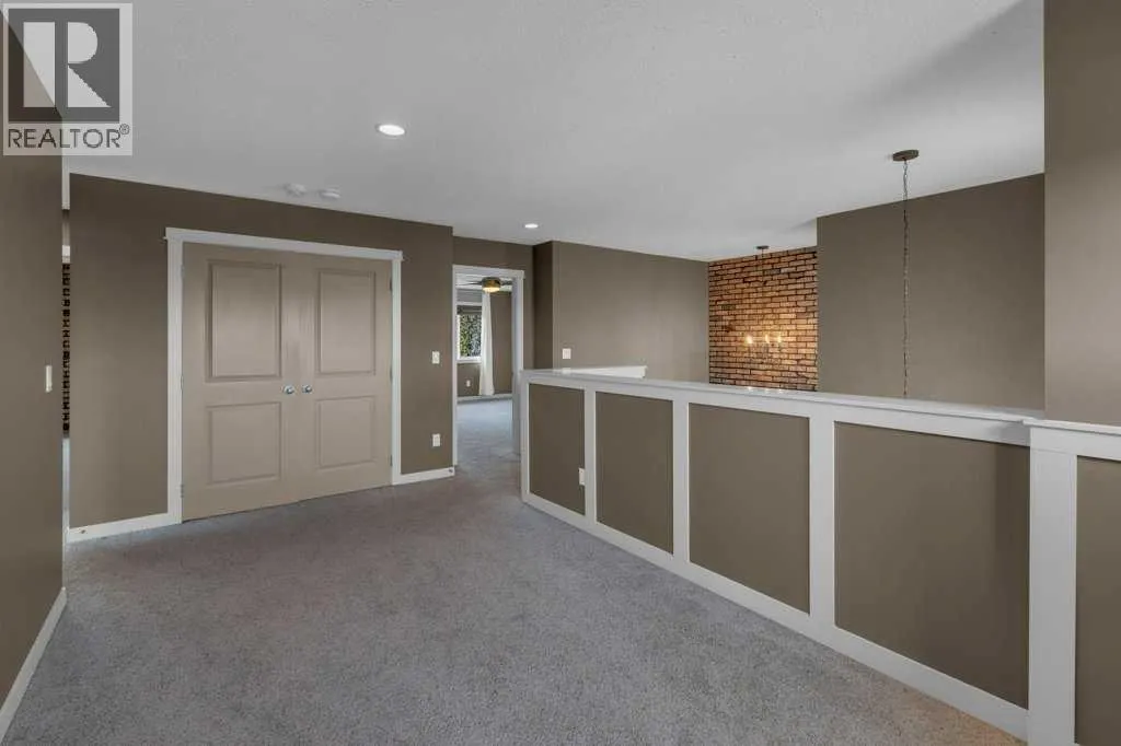 17 Luxstone Rise SW