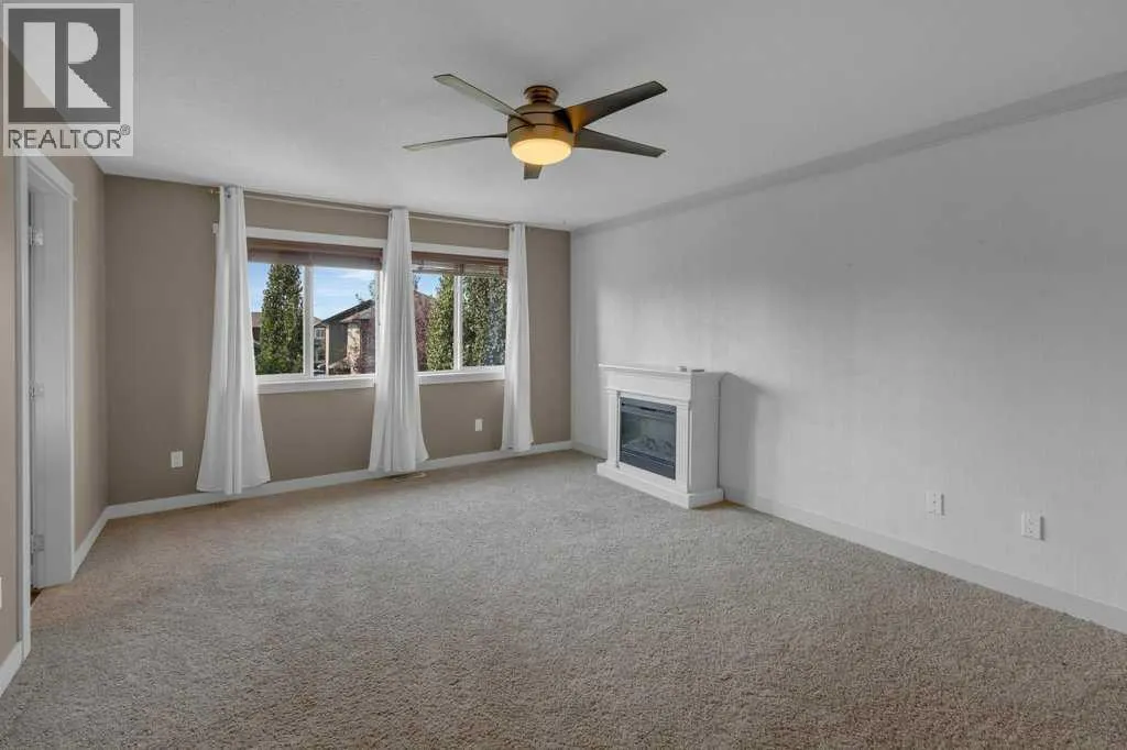 17 Luxstone Rise SW