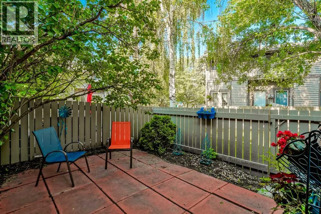 25, 99 Midpark Gardens SE