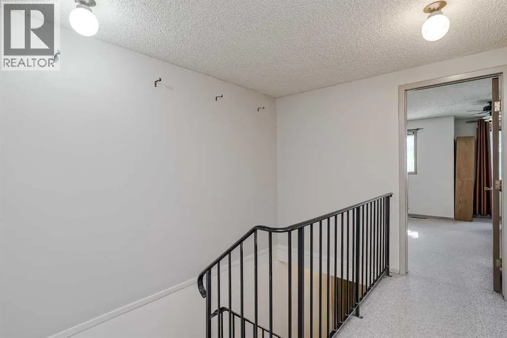 25, 99 Midpark Gardens SE