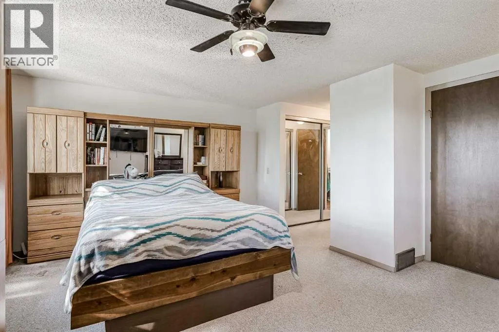 25, 99 Midpark Gardens SE